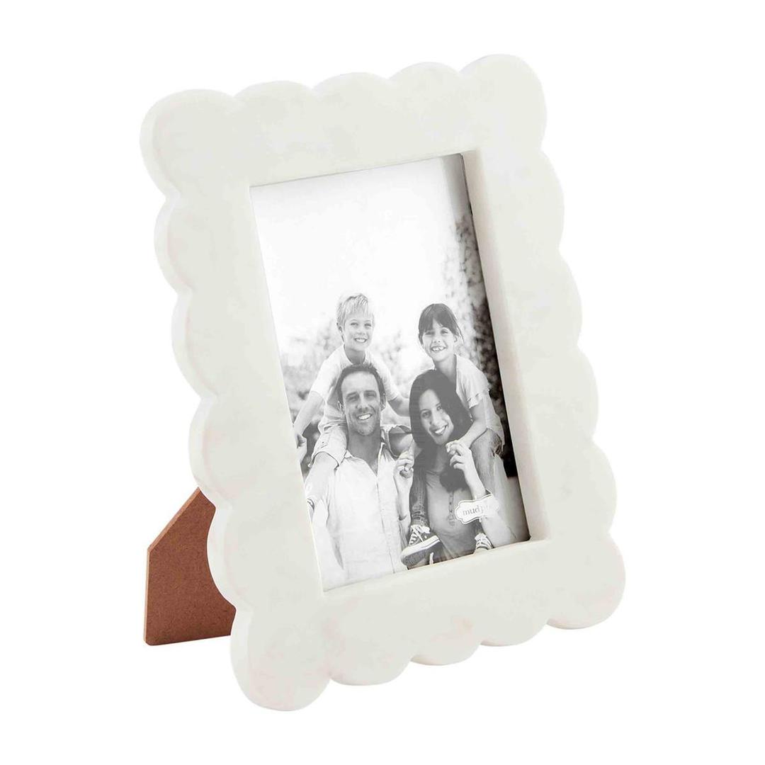Scalloped Marble 5X7 Frame