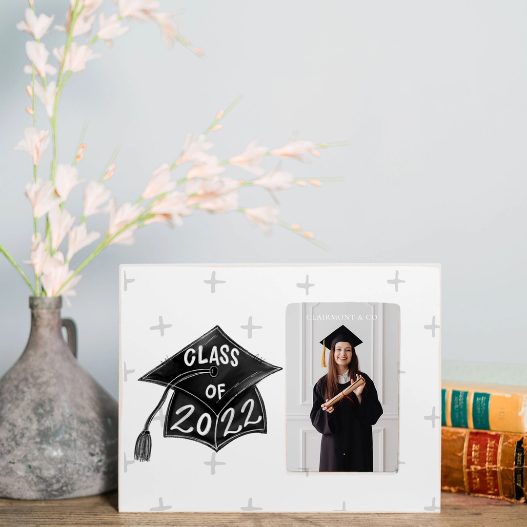 Graduation Cap 2022 Picture Frame